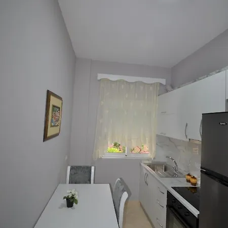 Apartment Little Cozy 1 *